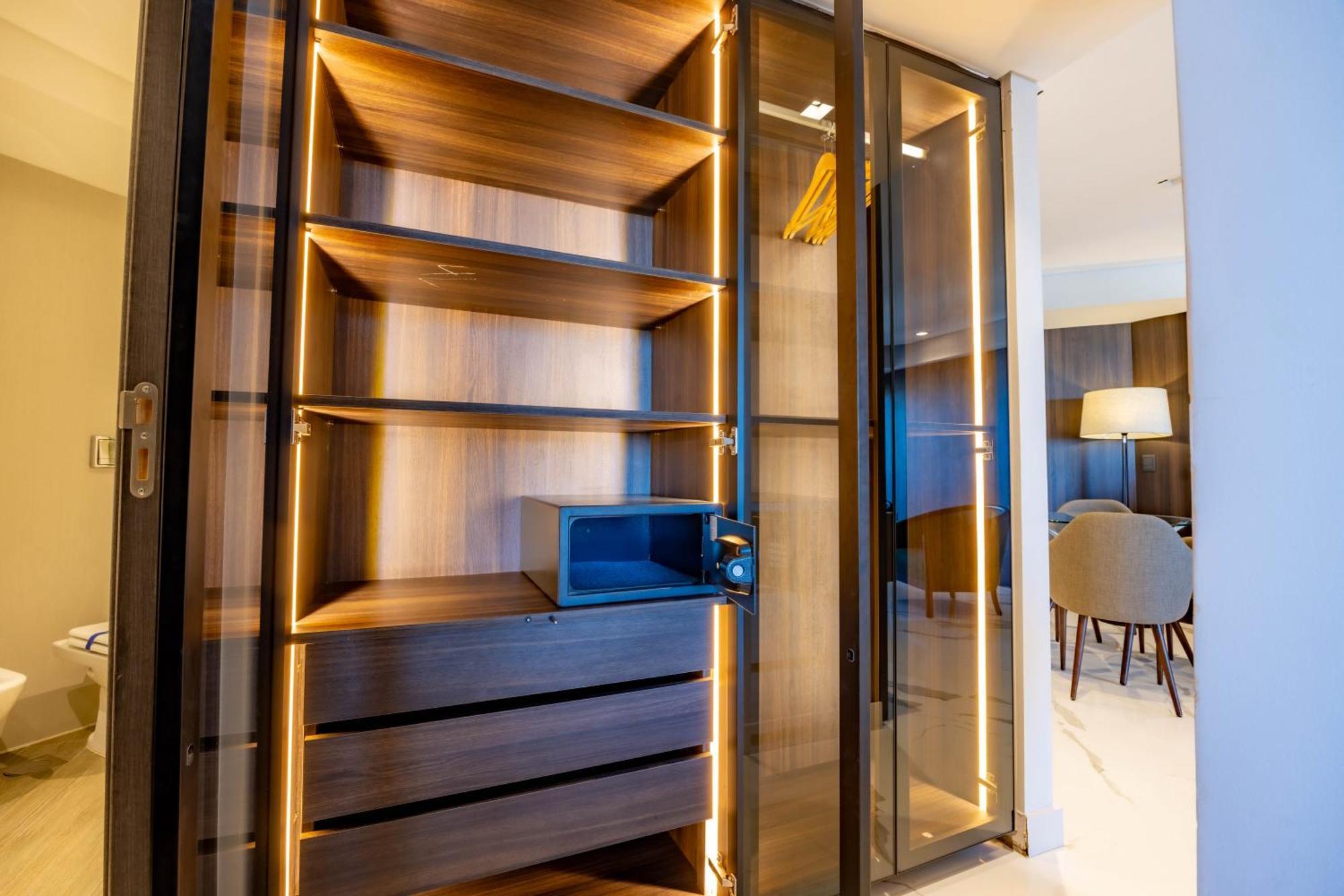 New Seaboard Hotel